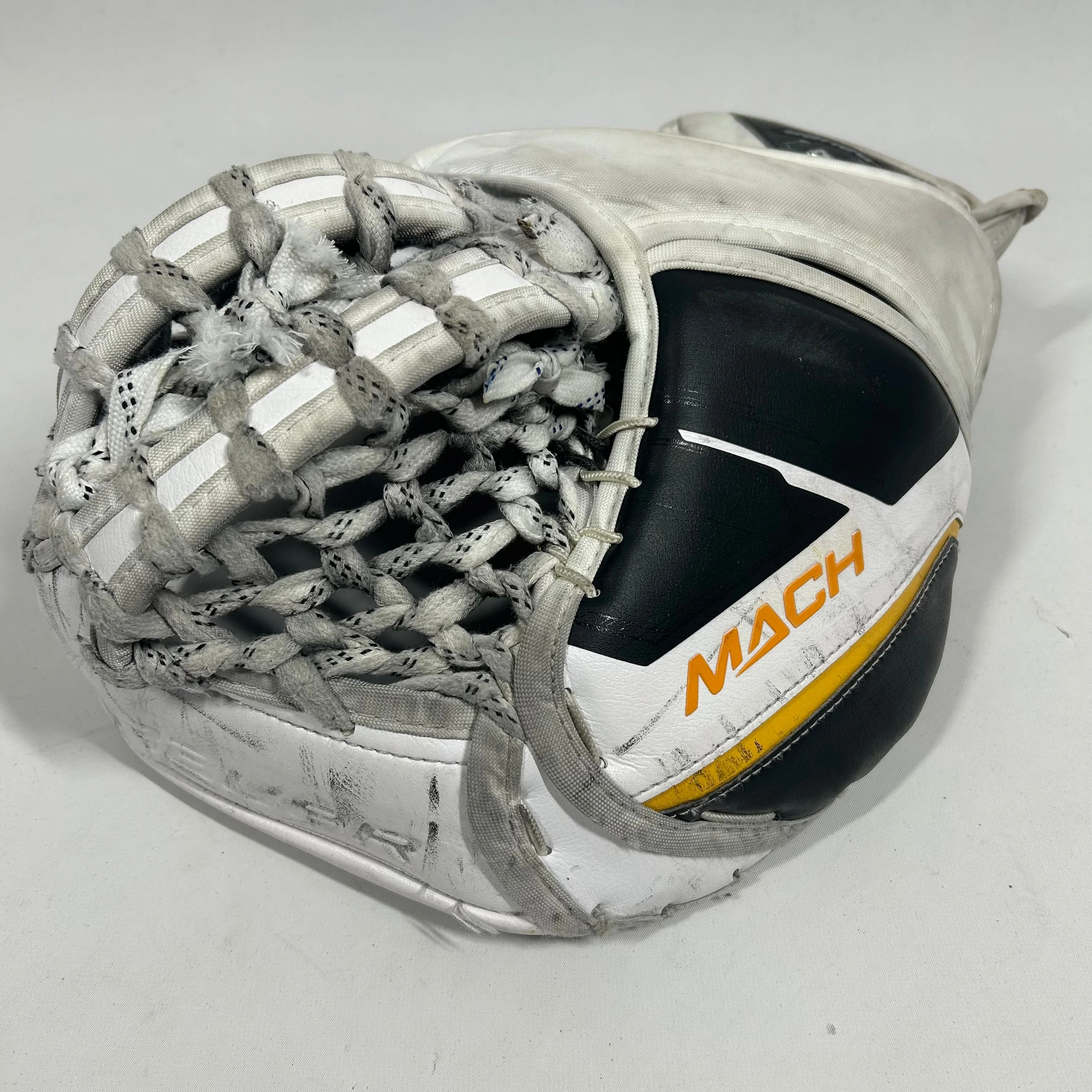 Bauer Supreme Mach - Used Pro Stock Glove (White/Navy) - Image 2