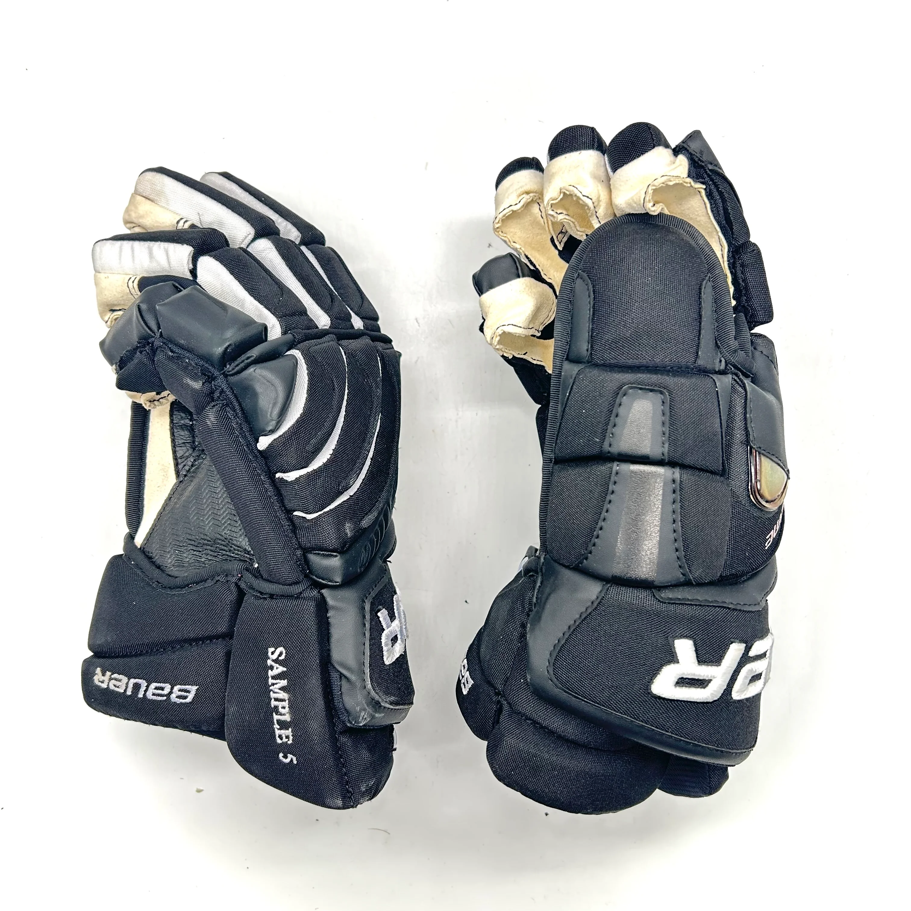 Bauer Supreme ONE95 - Pro Stock Hockey Gloves - Palm Overlay (Black/White) - Image 2