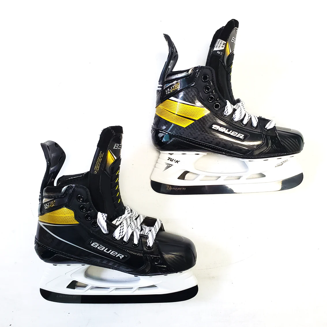 Bauer Supreme Ultrasonic Hockey Skates - Size 5.5 Fit 2 - Image 3