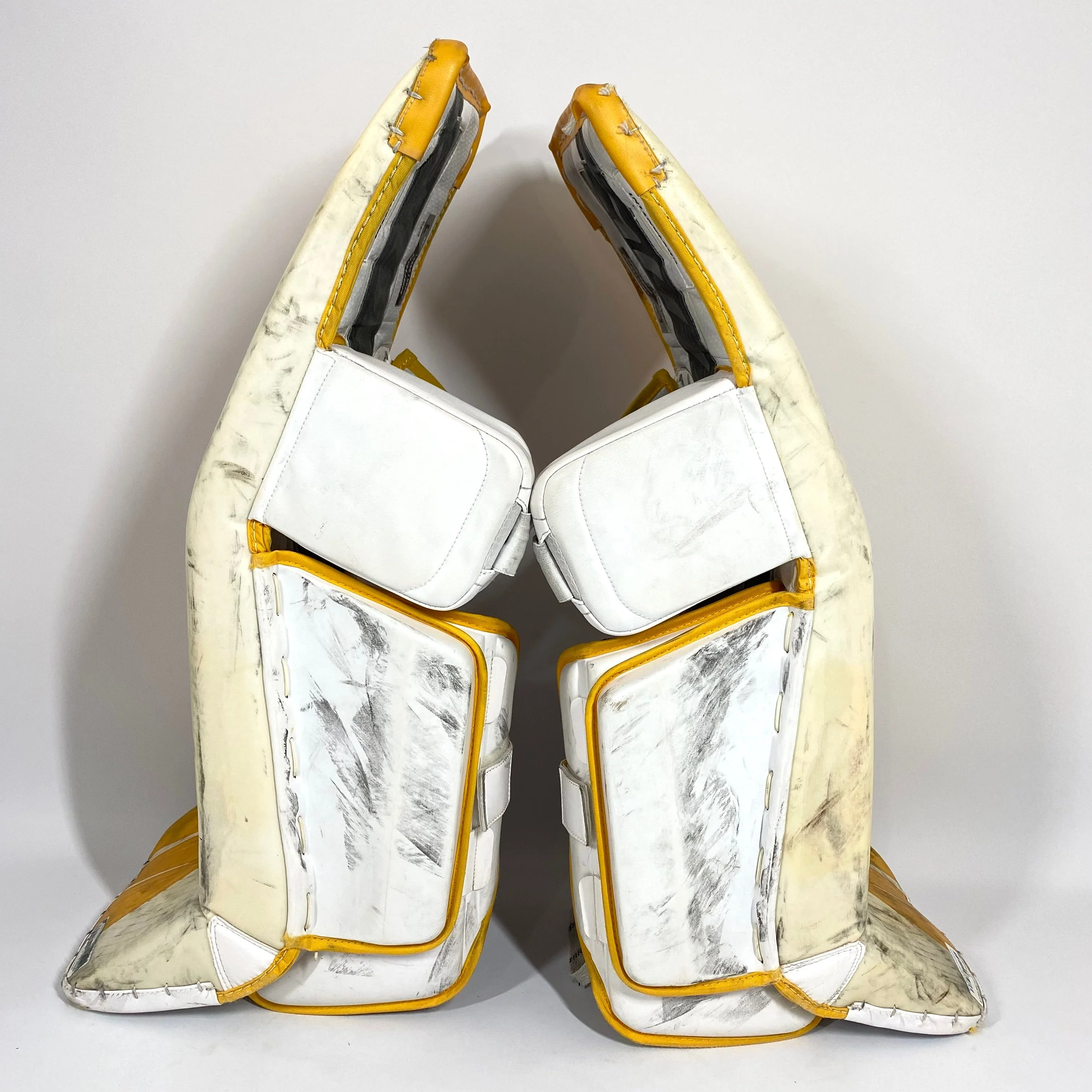 Bauer Supreme UltraSonic - Used Pro Stock Goalie Full Set (White/Yellow) - Image 3