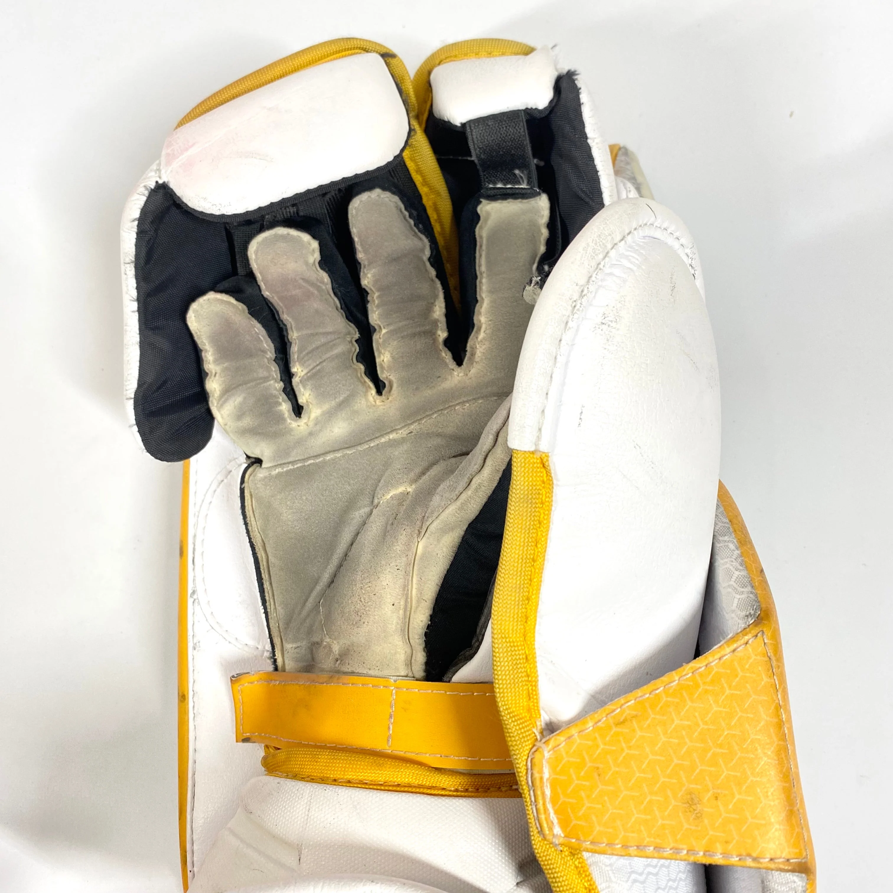 Bauer Supreme UltraSonic - Used Pro Stock Goalie Full Set (White/Yellow) - Image 9