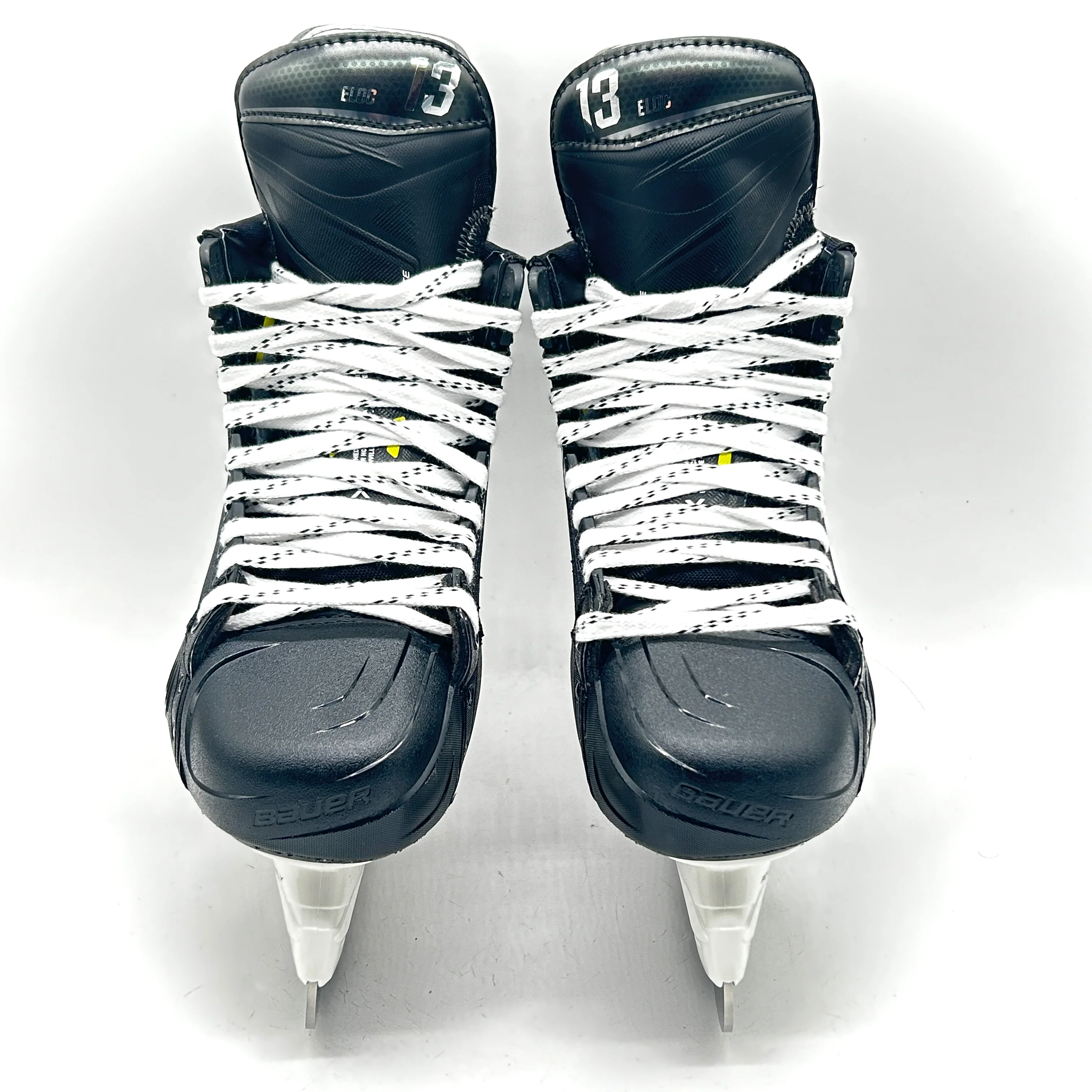 Bauer Vapor Hyperlite 2 - NHL Pro Stock Skates - Cole Caufield - Size 7.5D - Image 2