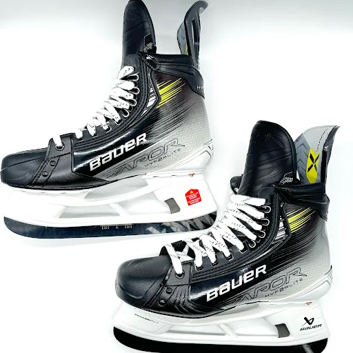 Bauer Vapor Hyperlite 2 - Pro Stock Hockey Skates - Size 8D - Image 4
