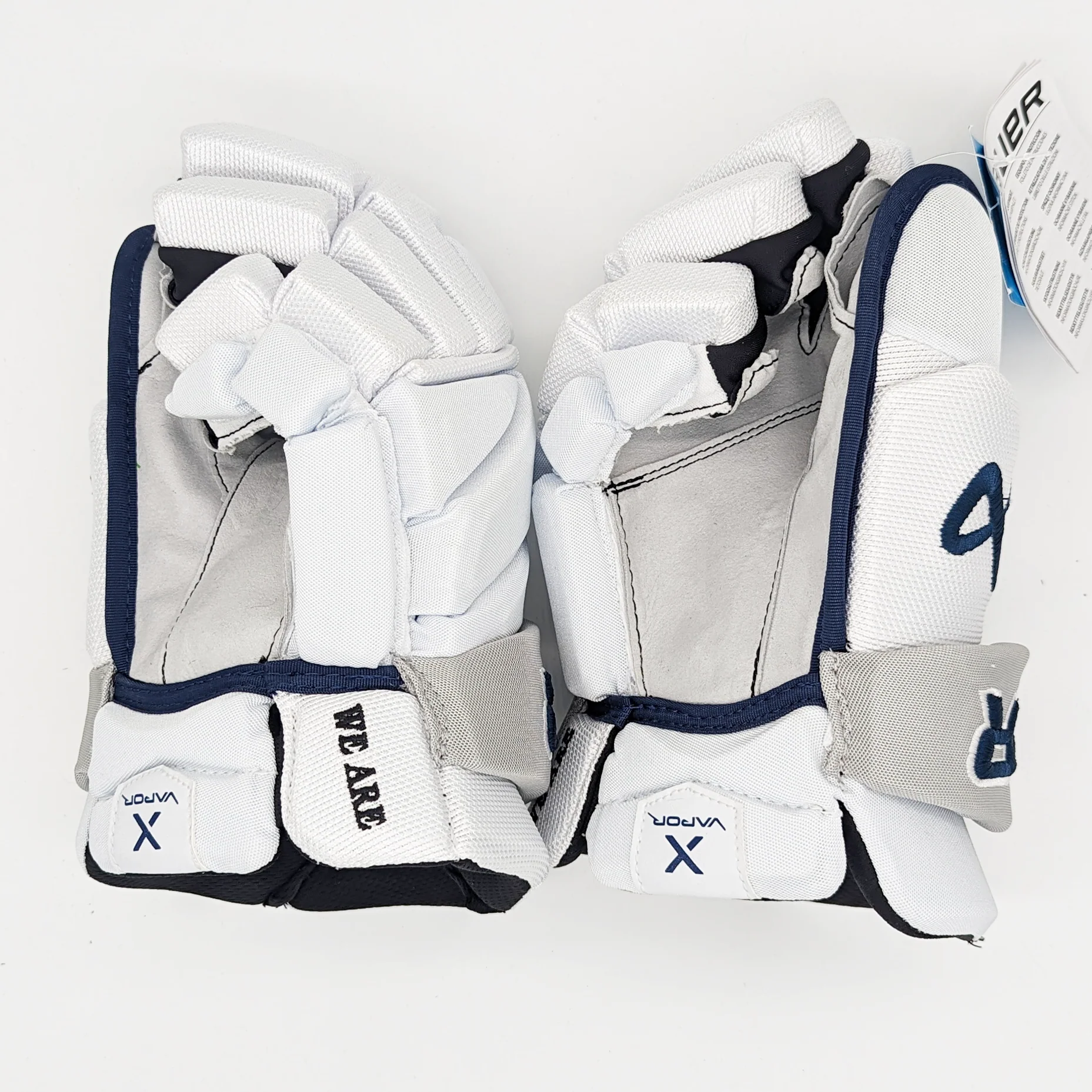 Bauer Vapor Hyperlite - NCAA Pro Stock Glove (White/Navy) - Image 2