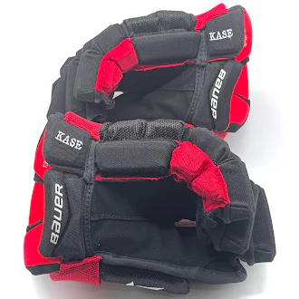 Bauer Vapor Hyperlite - NHL Pro Stock Glove - Ondrej Kase (Black/Red) - Image 4