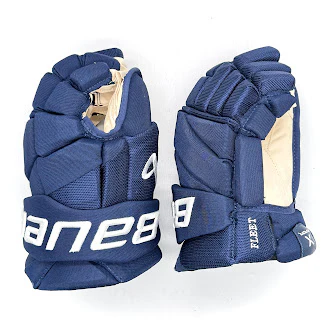 Bauer Vapor Hyperlite - Pro Stock Hockey Glove - Boston Fleet (PWHL) - Image 4