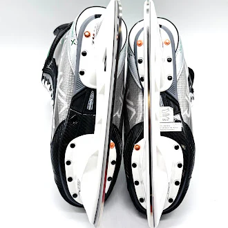 Bauer Vapor Hyperlite - Pro Stock Hockey Skates - Size 7D (#3) - Image 5