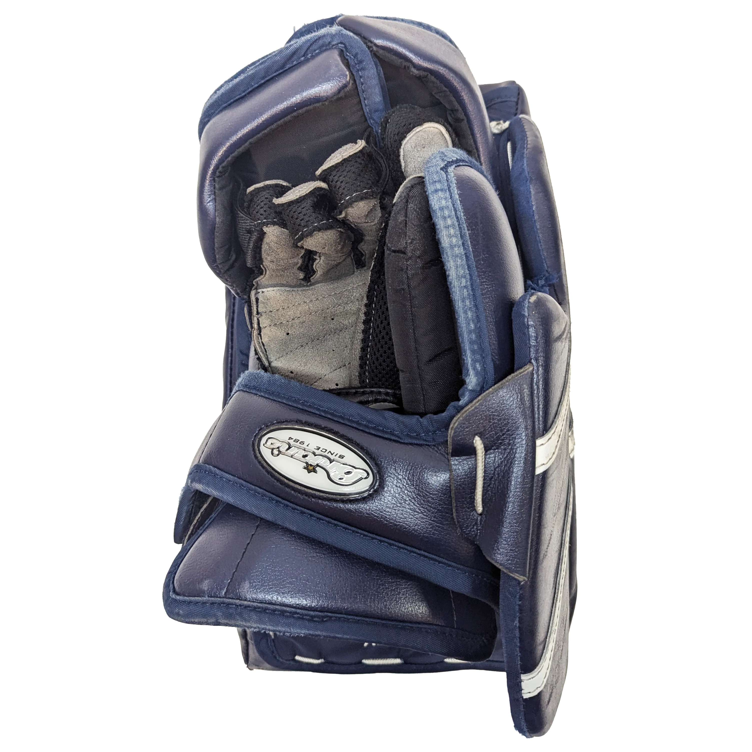 Brians G-Netik V - Used Pro Stock Goalie Blocker (Navy) - Image 3