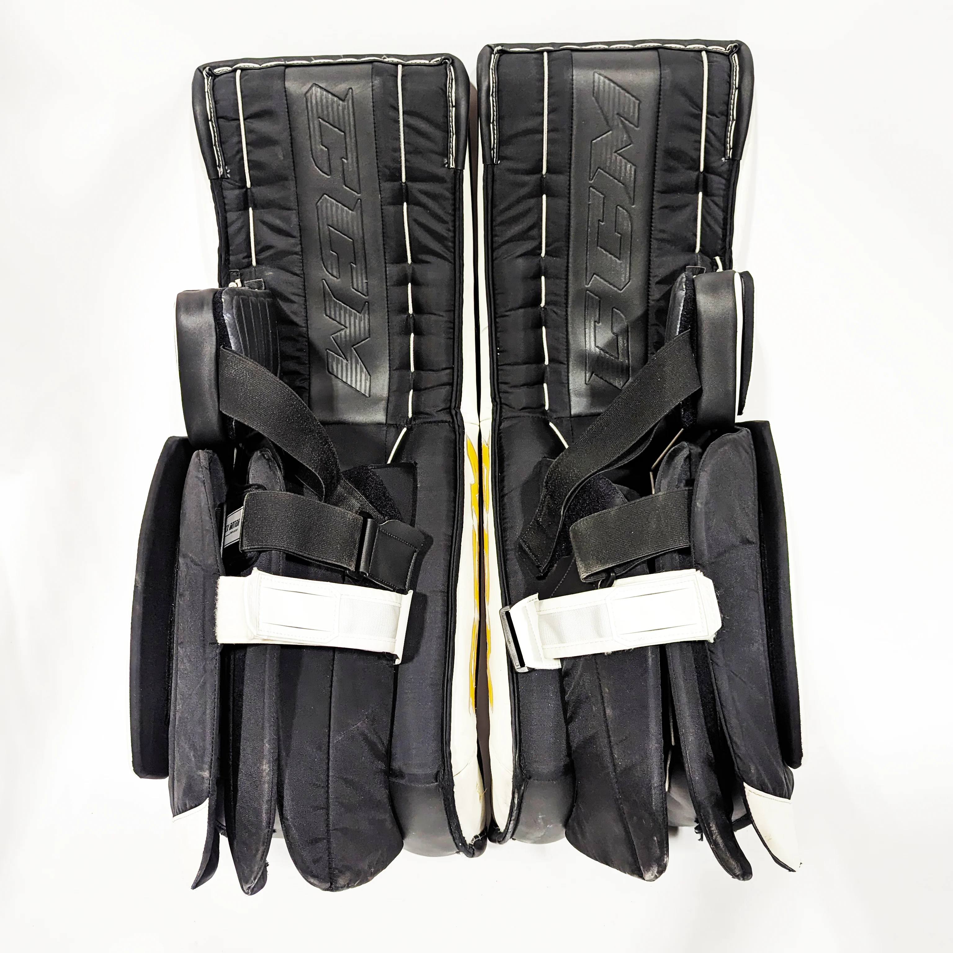 CCM Extreme Flex 5 - Used OHL Pro Stock Goalie Pads (White/Green/Yellow) - Image 3