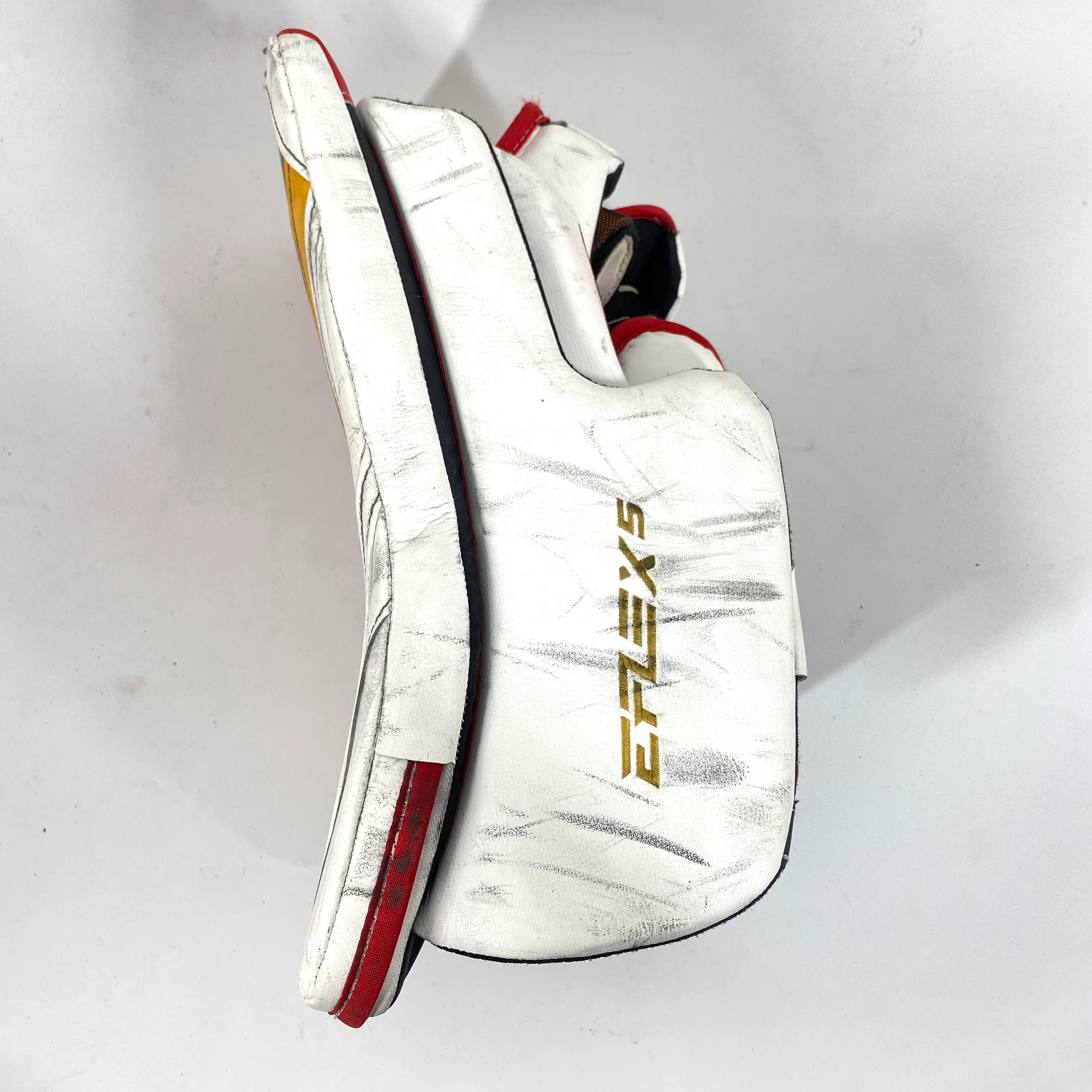 CCM Extreme Flex 5 - Used Pro Stock Senior Goalie Full Set - Full Right (White/Black/Red/Yellow) - Image 7