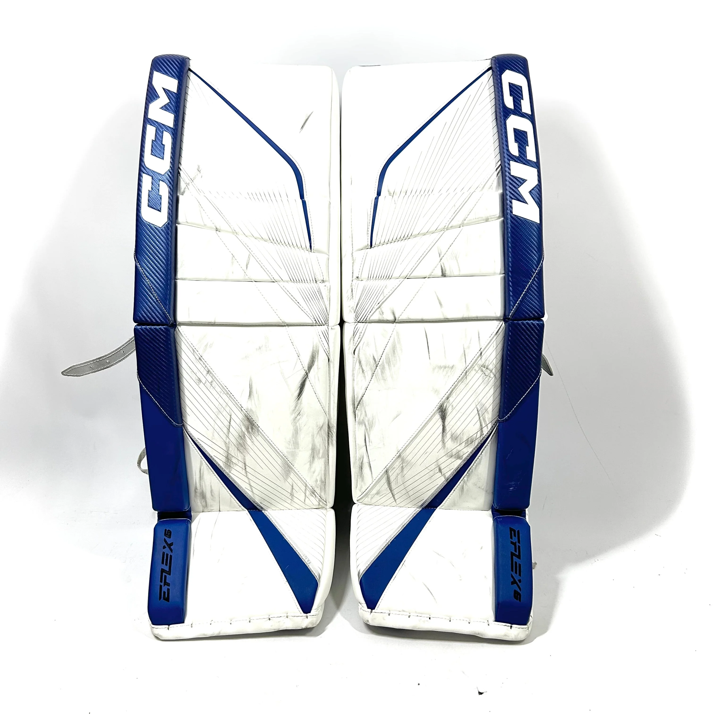 CCM Extreme Flex 6 - Used CHL Pro Stock Senior Goalie Pads (White/Blue)