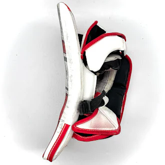 CCM Extreme Flex 6 - Used NCAA Goalie Blocker (White/Red) #1 - Image 4