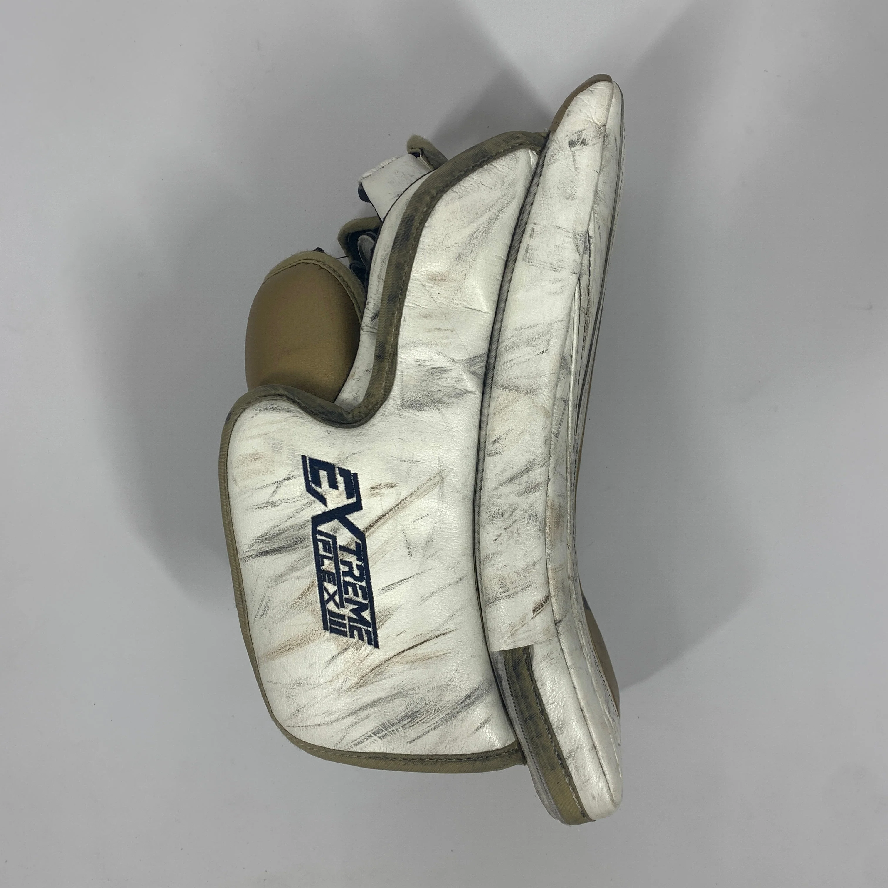Used CCM Extreme Flex III - Pro Stock Goalie Blocker (White/Gold/Navy) - Image 2