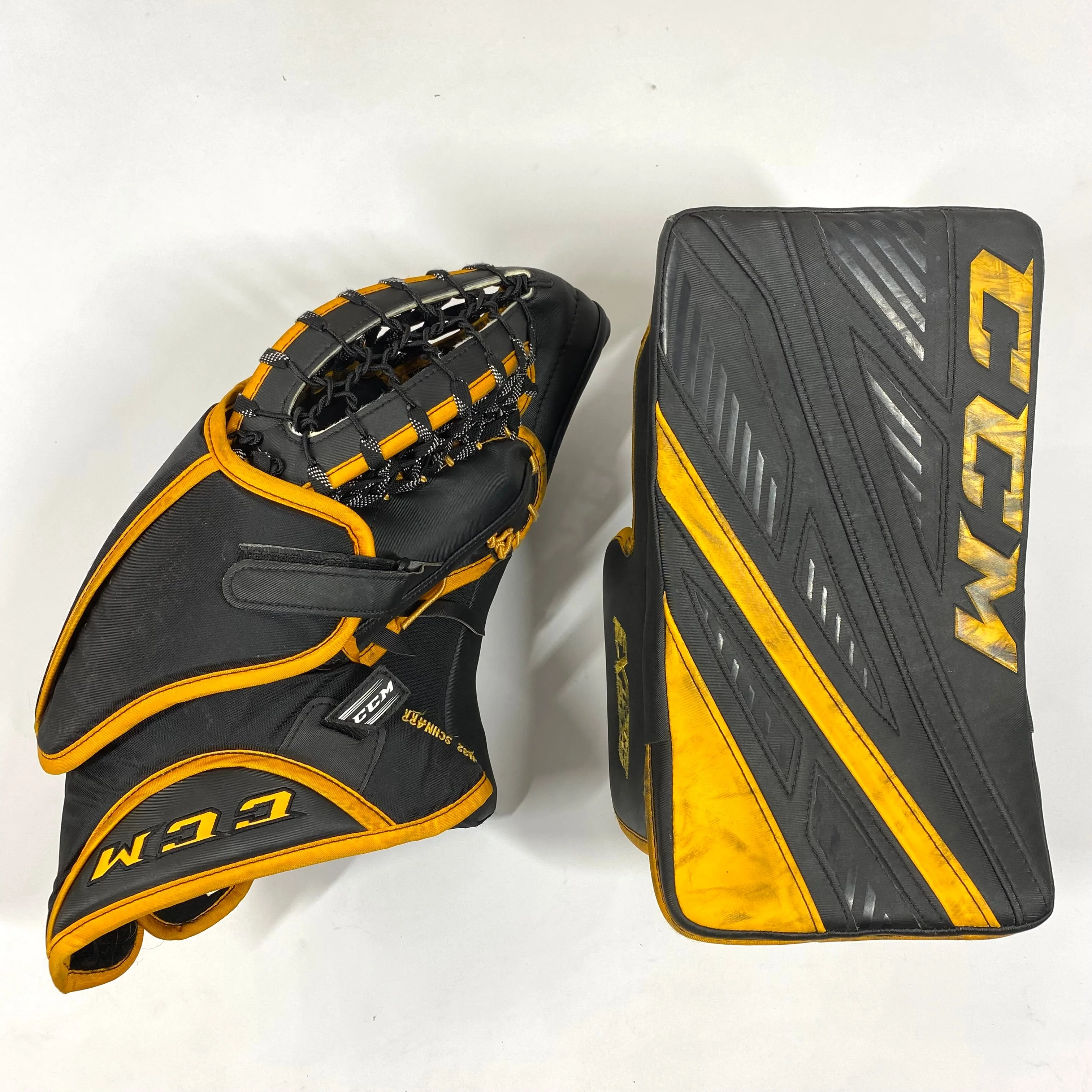 CCM Extreme Flex IV - Used Pro Stock Goalie Full Set (Black/Yellow) - Image 6