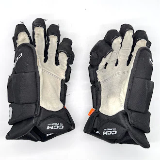 CCM HGJS - Used Pro Stock Glove - Mikael Pyyhtia (Black)