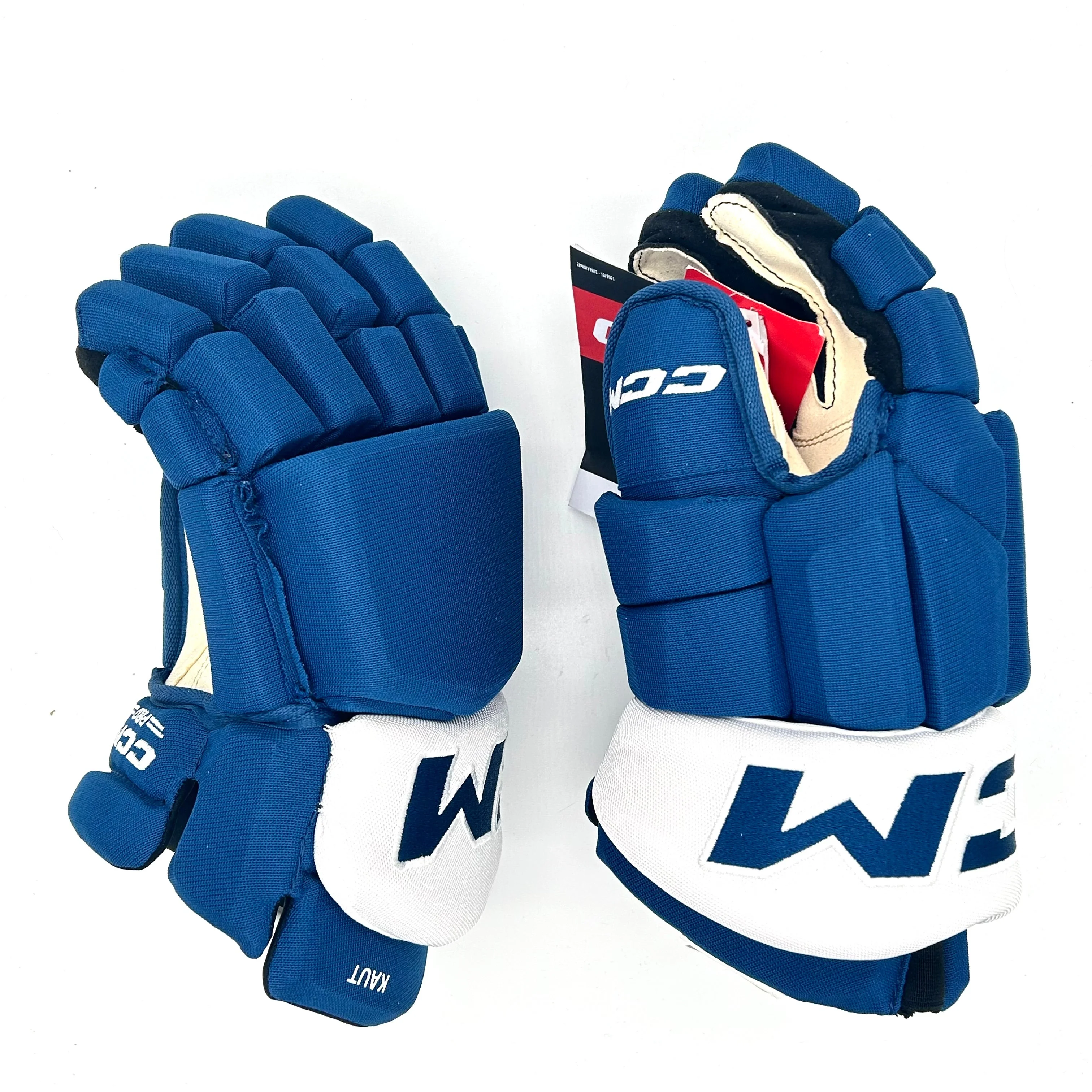 CCM HGTKPP - NHL Pro Stock Glove - Martin Kaut (Blue/White) - Image 2