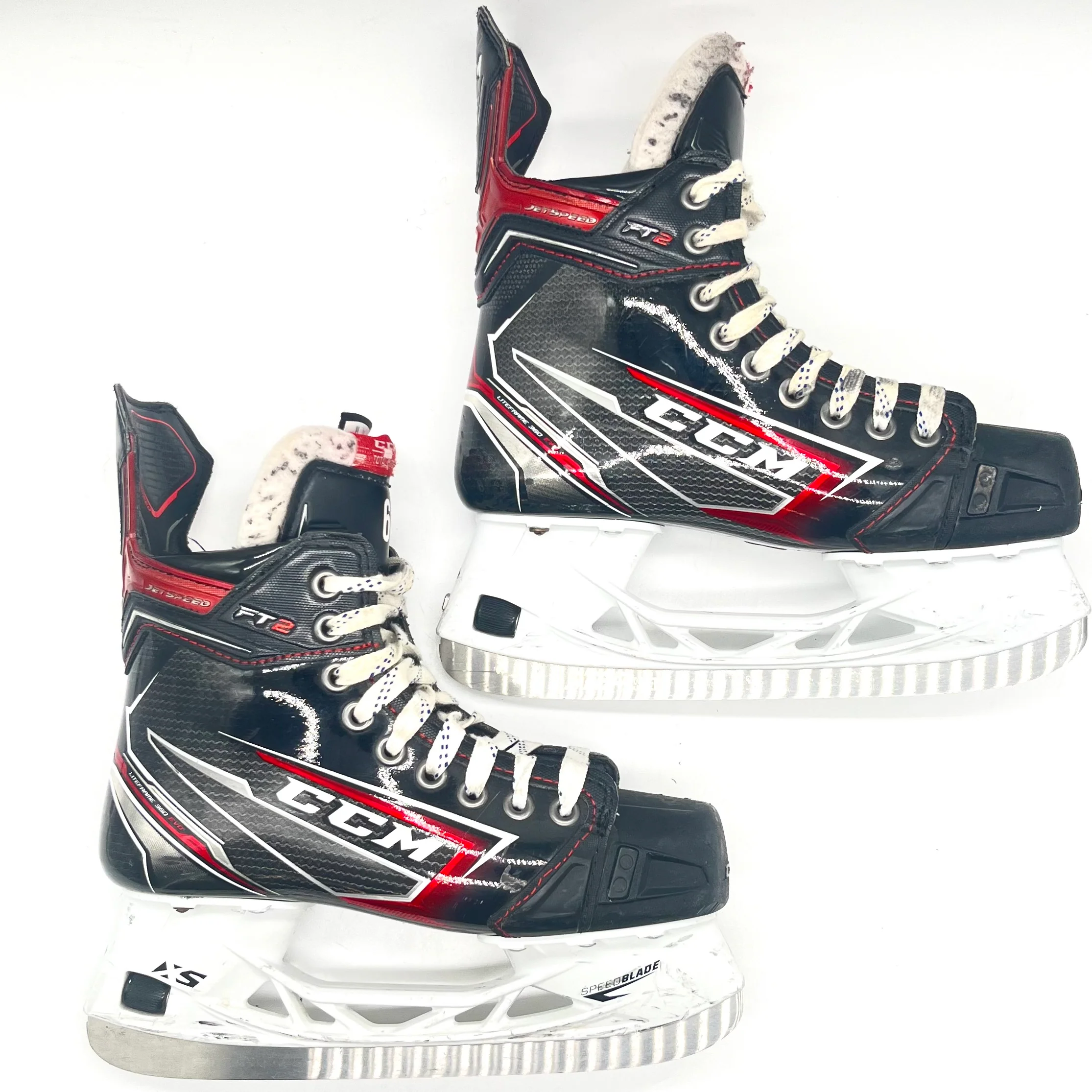 CCM Jetspeed FT2 - Used Pro Stock Hockey Skate - Size 4 - Image 2