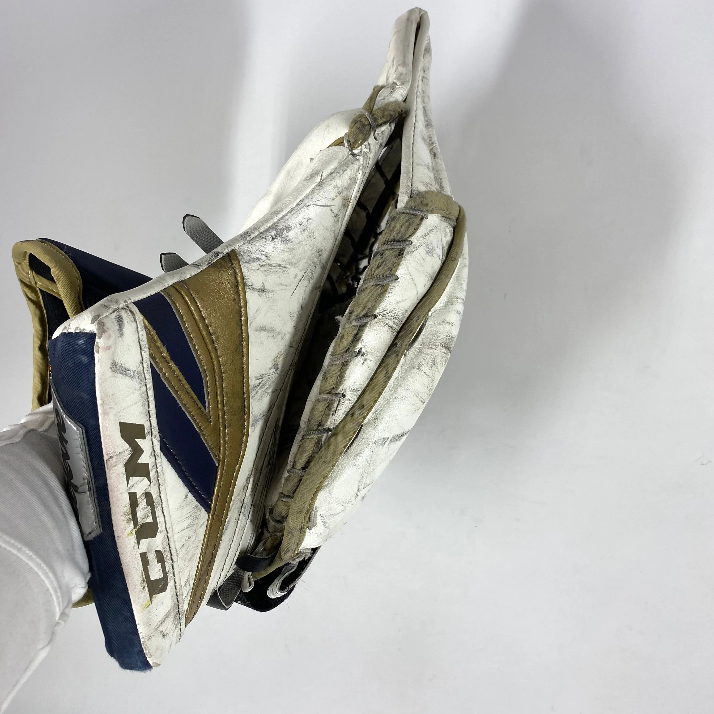 CCM Premier II - Used NCAA Pro Stock Full Goalie Set (White/Gold/Blue) - Image 10
