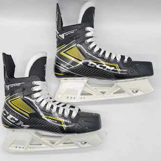 CCM SuperTacks AS3 Pro - NHL Pro Stock Hockey Skates - Size 9.5D - Mikael Backlund (#2) - Image 5