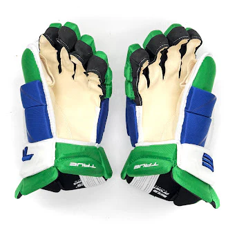 True Catalyst 9X - NHL Pro Stock glove - Calvin De Haan (Blue/Green/White) - Image 2