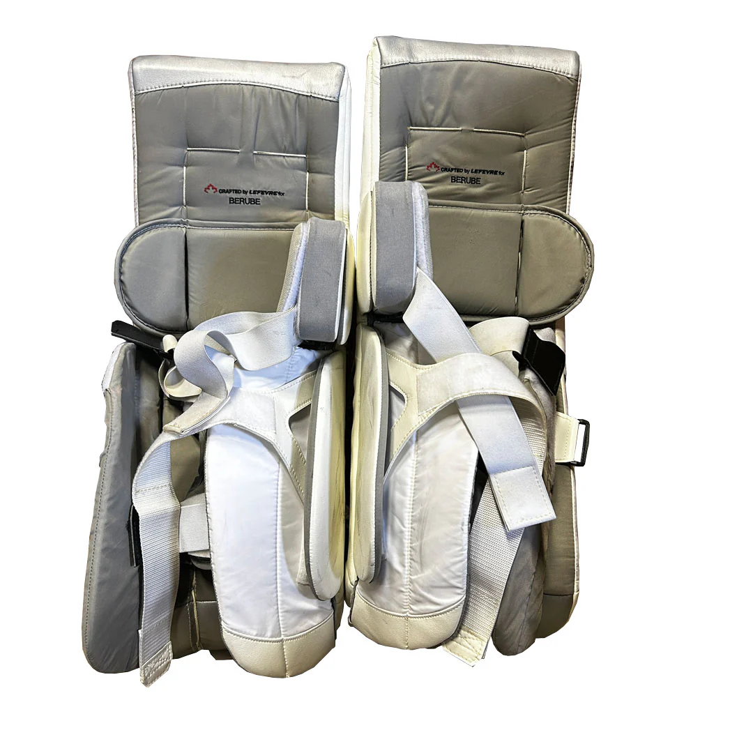 TRUE L12.2 - Used Pro Stock Goalie Pads (White/Grey/Black) - Image 3