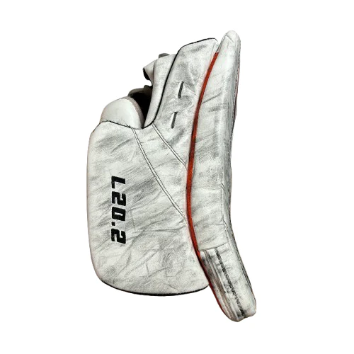 True L20.2 - Used Pro Stock Goalie Blocker (White/Orange/Black) - Image 2