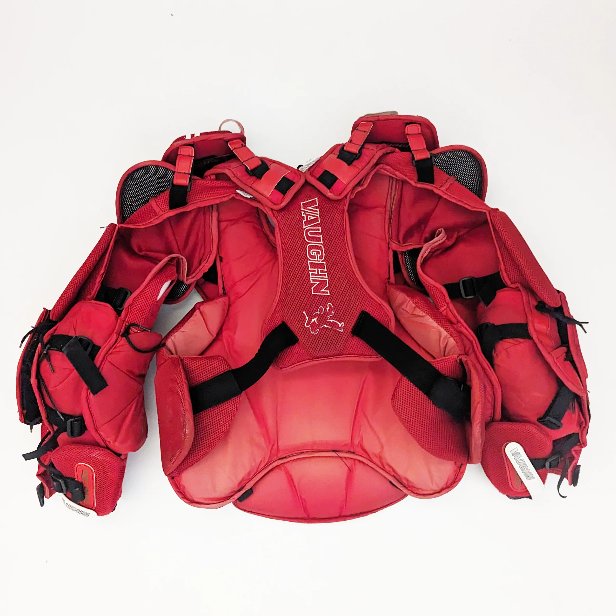 Vaughn VE8 - Used Pro Stock Goalie Chest Protector (Red) - Image 2
