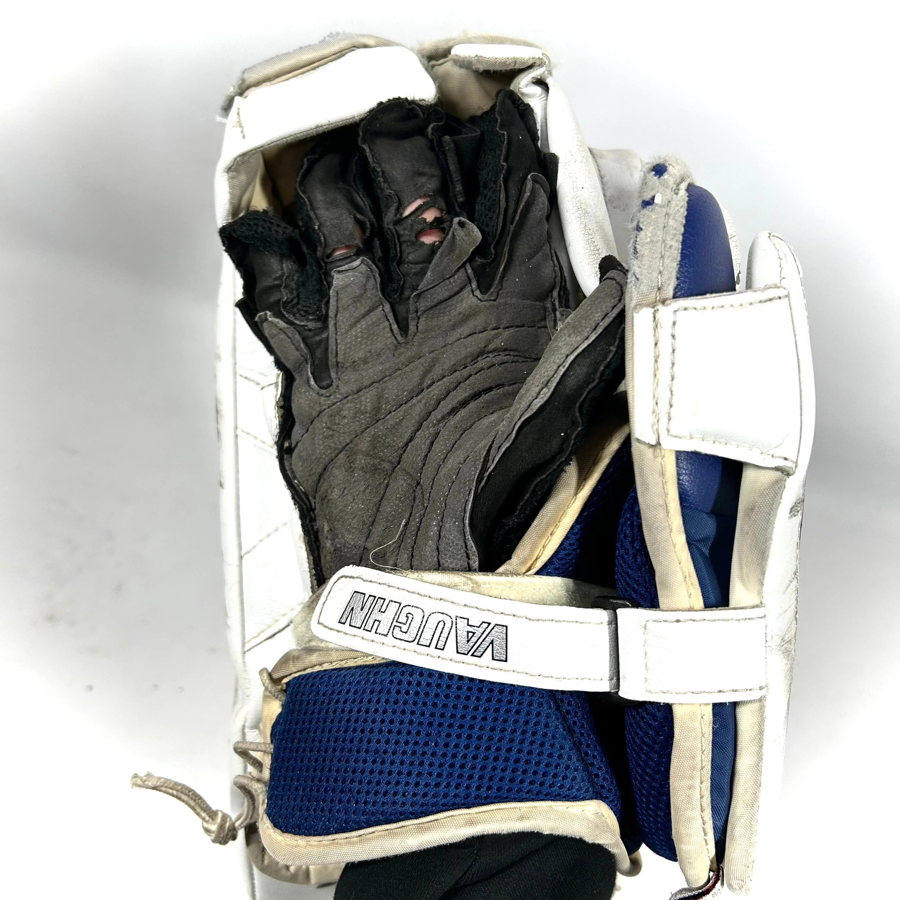 Vaughn Velocity V7 - Used Goalie Blocker (White/Purple/Black) - Image 3