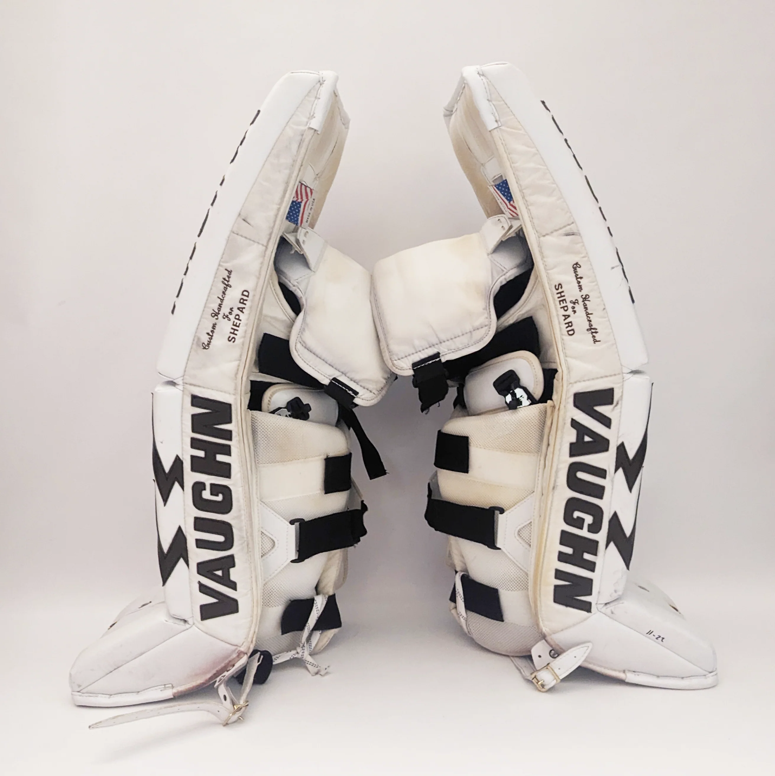 Vaughn Velocity V9 - AHL Used Pro Stock Senior Goalie Pads (White/Brown) - Image 3