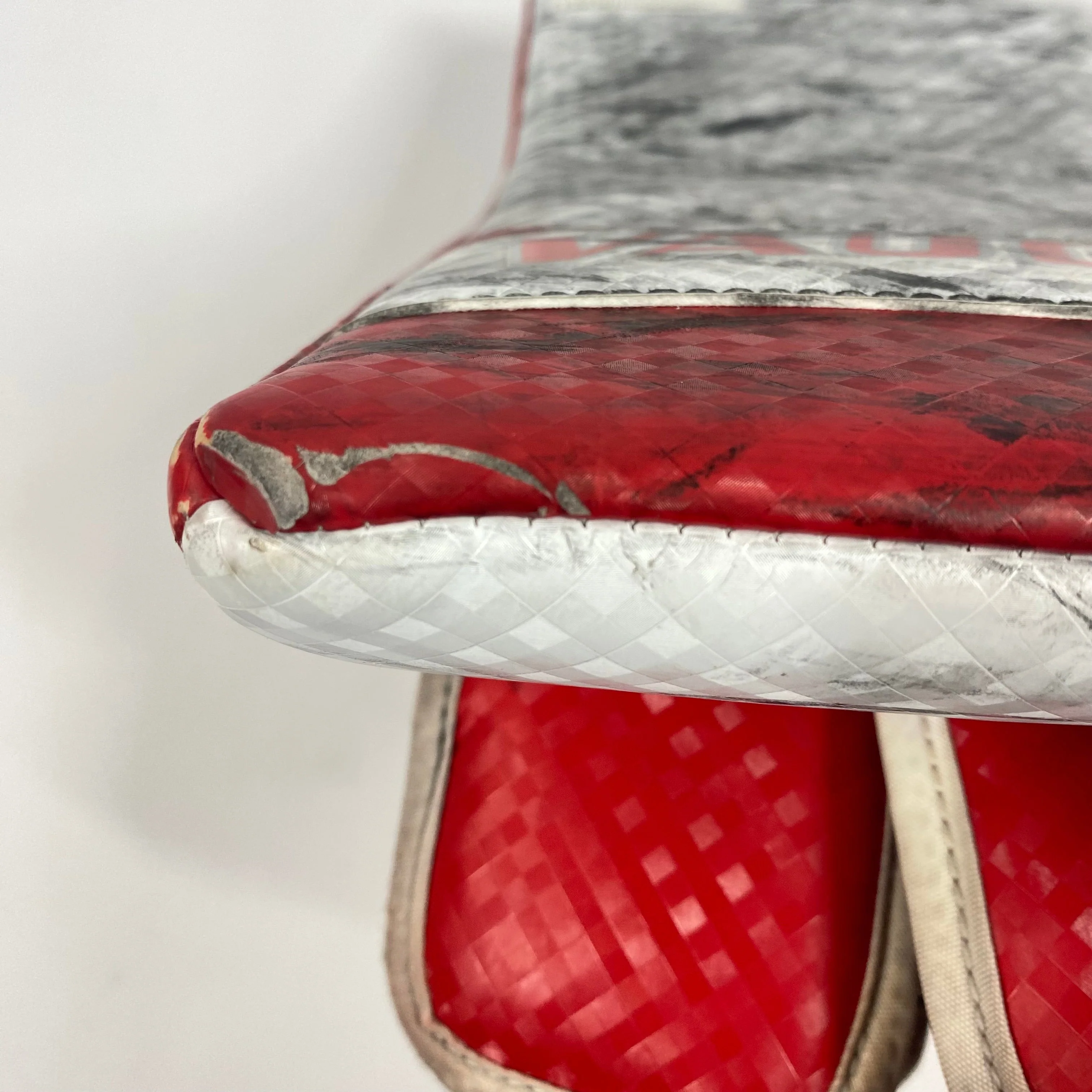 Vaughn Velocity V9 - Used Pro Stock Goalie Blocker (Red/White) - Image 4