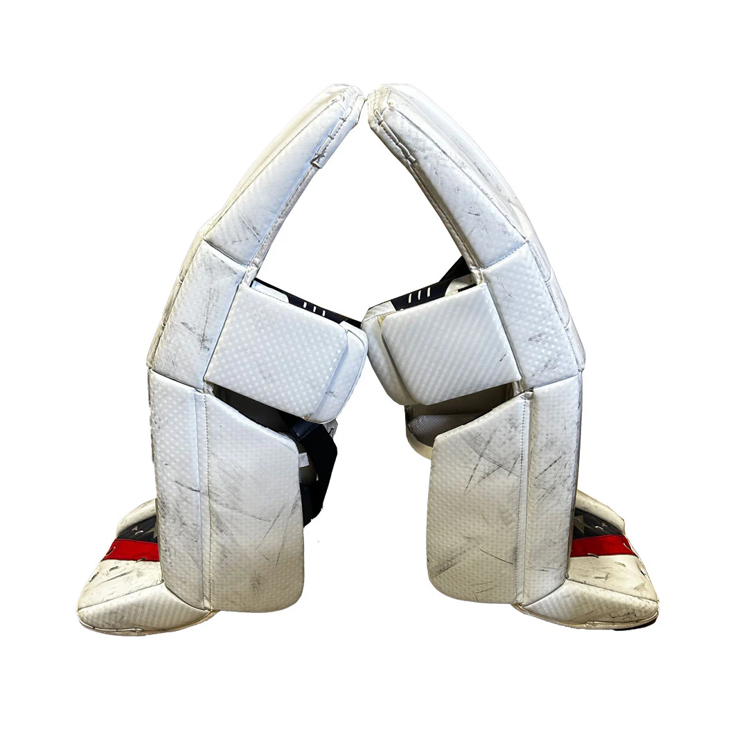 Vaughn Velocity V9 - Used Pro Stock Goalie Pads (White/Navy/Red) - Image 2