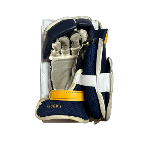 Vaughn Ventus SLR2 Pro Carbon - Used Pro Stock Goalie Blocker (White/Blue/Navy) - Image 3