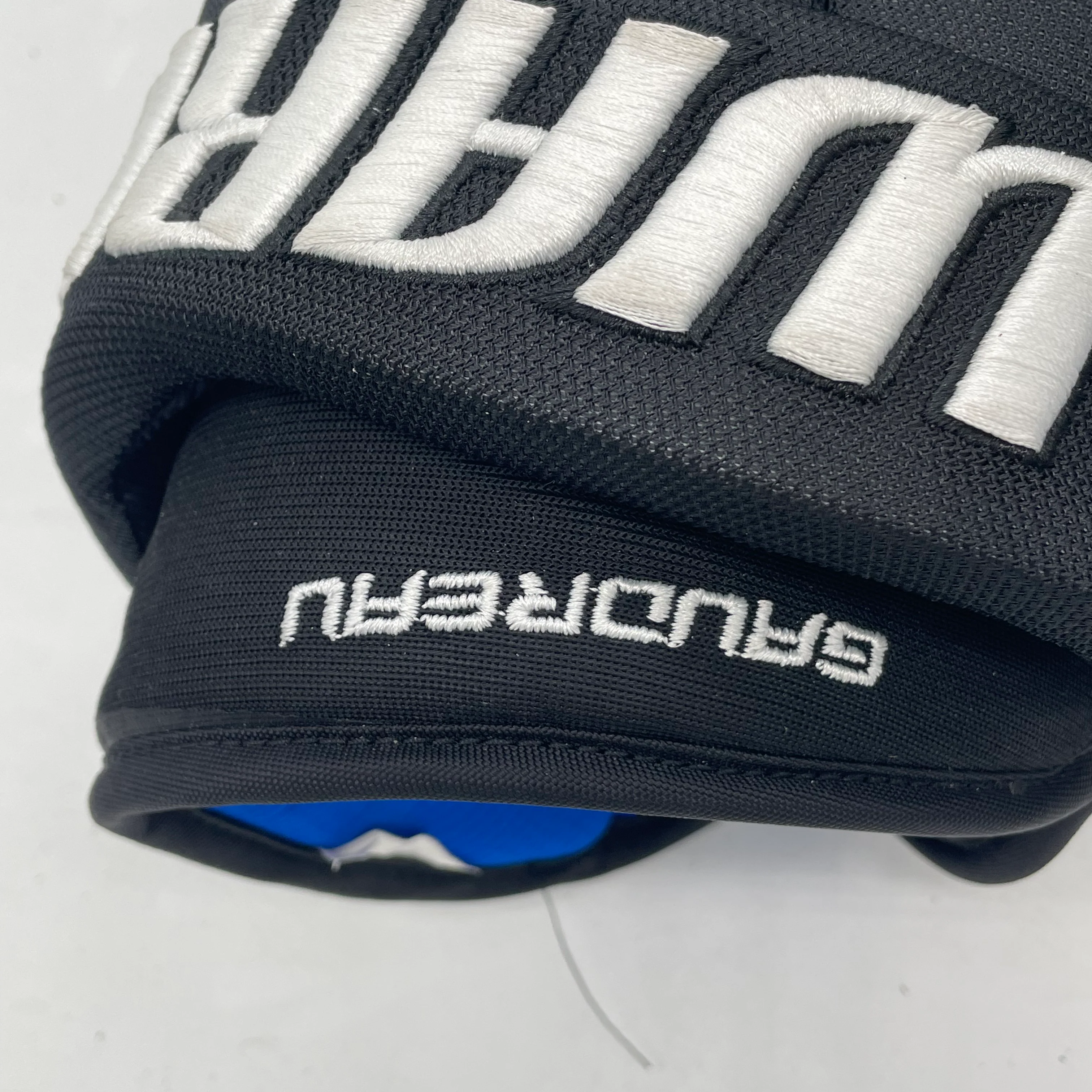 Warrior Covert QRL - NHL Pro Stock Glove - Johnny Gaudreau (Black) - Image 3